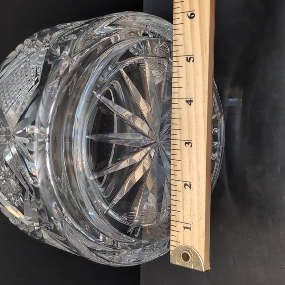 Vintage European Crystal Cut Glass Jar with Lid. - Picture 9 of 10